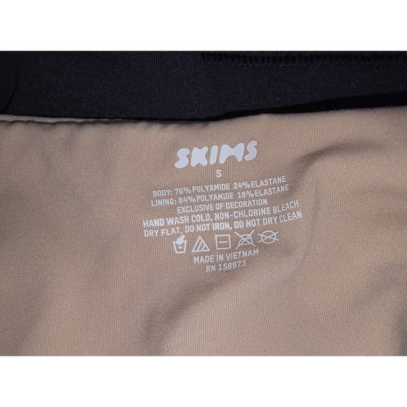 Lot of 20 SKIMS Kim Kardashian Womens Bras New w/ Tags! - Picture 3 of 4